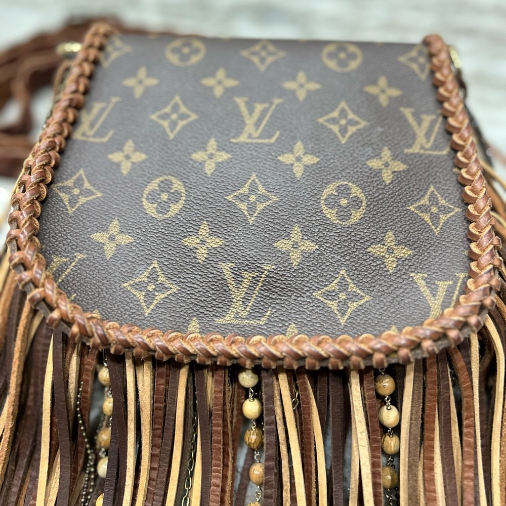 Vintage Boho Louis Vuitton Customized Chocolate Monogram Bag - Picture 4 of 16